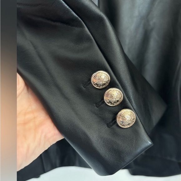 Gorgeous small Faux leather blazer by Rachel Zoe. - Picture 6 of 7
